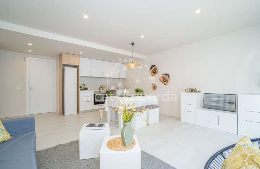 Nova Construcció. Apartament al 15 metres de la Rambla1