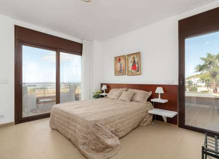 Magnifique maison moderne à Pau, située dans un quartier calme et privé de la Costa Brava.36