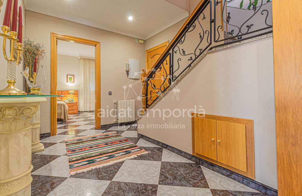 Duplex situado en la zona de Horta Capallera de Figueres11