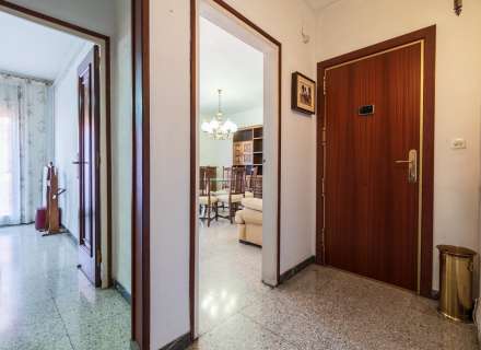 Grand appartement à vendre à Figueres – quartier Creu de la Mà, idéal pour les familles.9