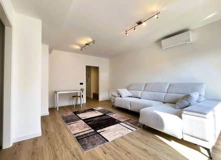 Pis ampli i lluminós al cor de la ciutat.0