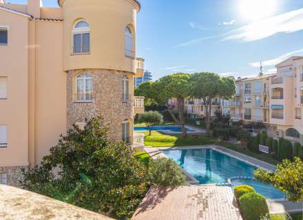 Modern apartment with communal swimming pool and parking space.29