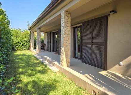 Casa amb jardí a Sant Pere Pescador.28