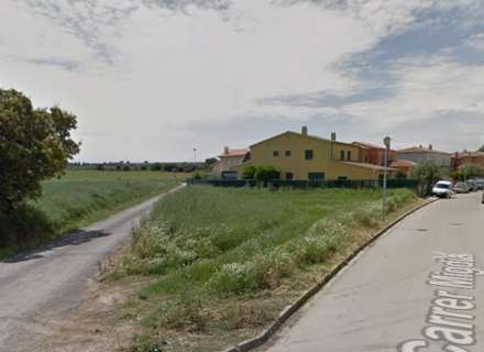 Terreno urbano edificable de 777 m² ubicado en Mas Pau2