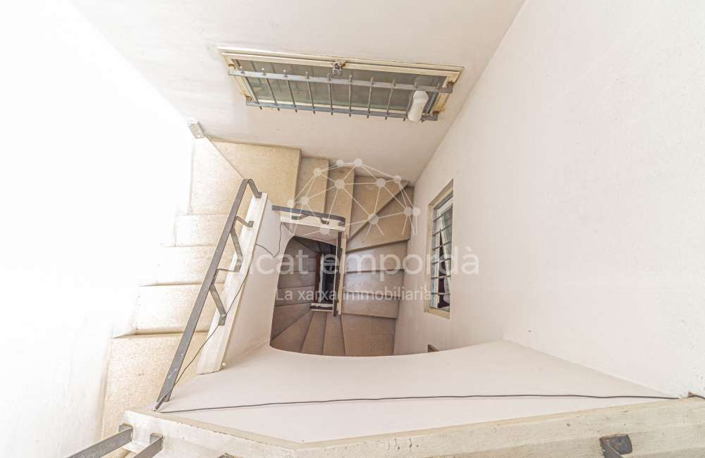 Edifici a Figueres16