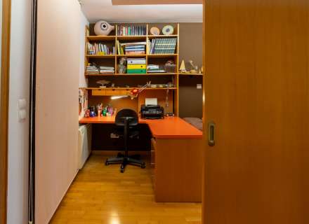 Casa en perfecte estat al centre de Figueres52