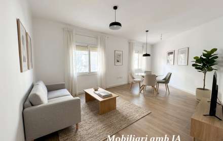 Appartement rénové avec ascenseur, à 500 m de la plage et à côté de la gare renfe