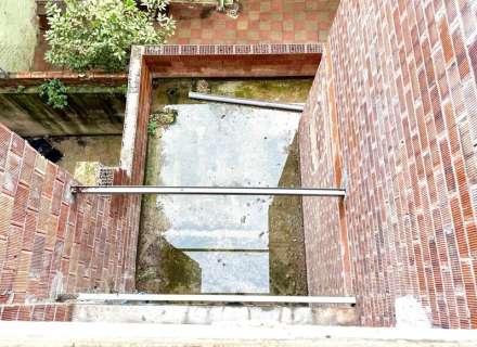 Casa adossada a reformar a Figueres amb projecte (C/Calçada de Tapis nº7).9