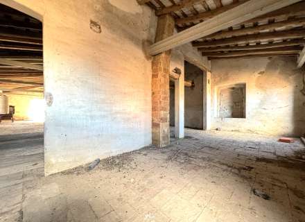 Casa de poble per reformar al municipi de l'Armentera, Alt Empordà.44