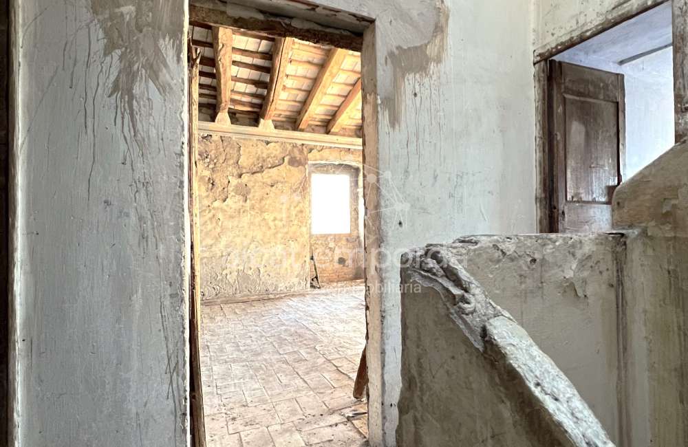 Maison de ville à rénover dans le village de l'Armentera, Alt Empordà.38