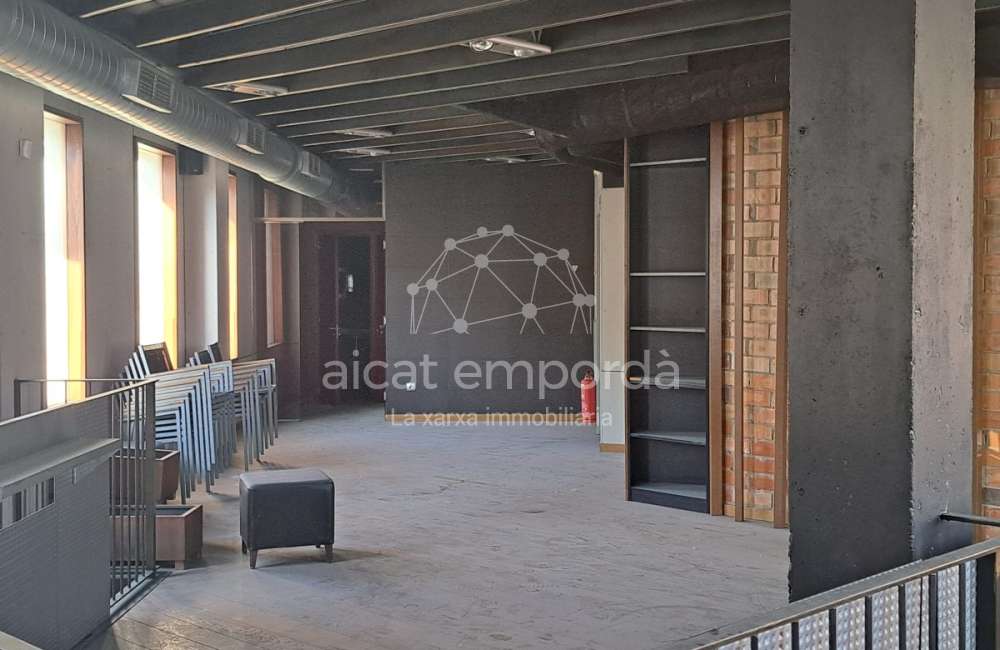 Local à vendre à Eixample-Horta Capallera2