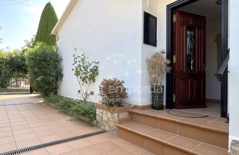 Encantadora casa de planta baja con jardín en l’Armentera14
