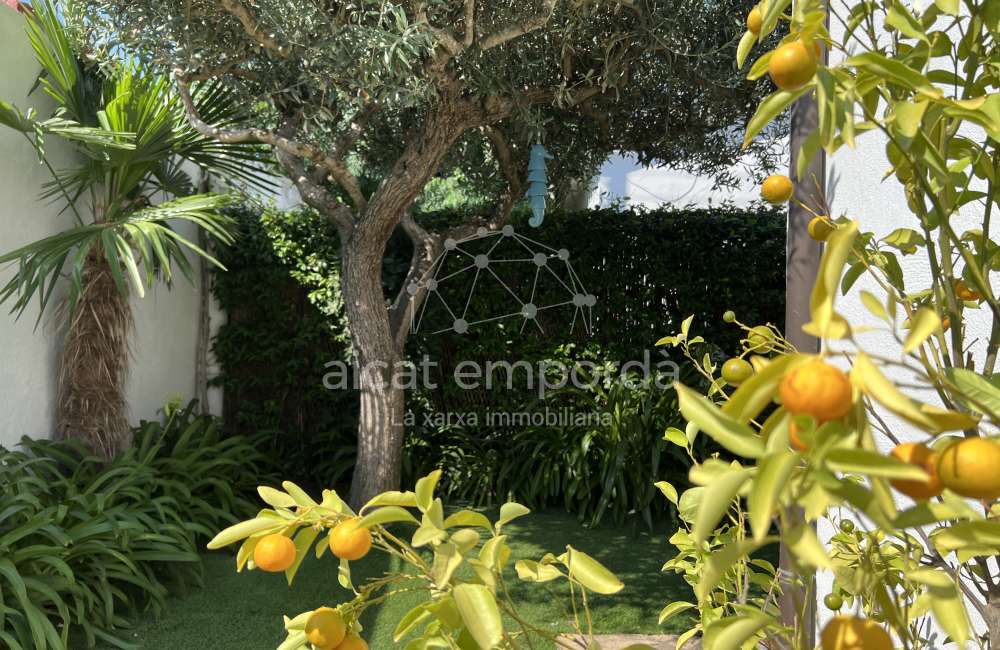 Encantadora casa de planta baja con jardín en l’Armentera5