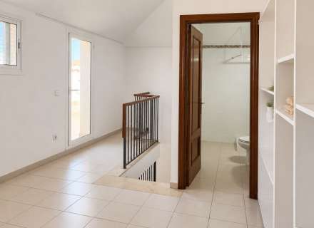 Espai exterior, llum i confort a la zona Creu de la Mà de Figueres6