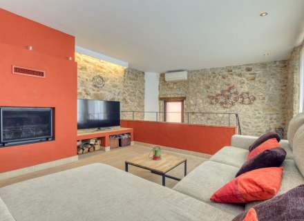 Casa de piedra con vistas excelentes a L'Albera.6