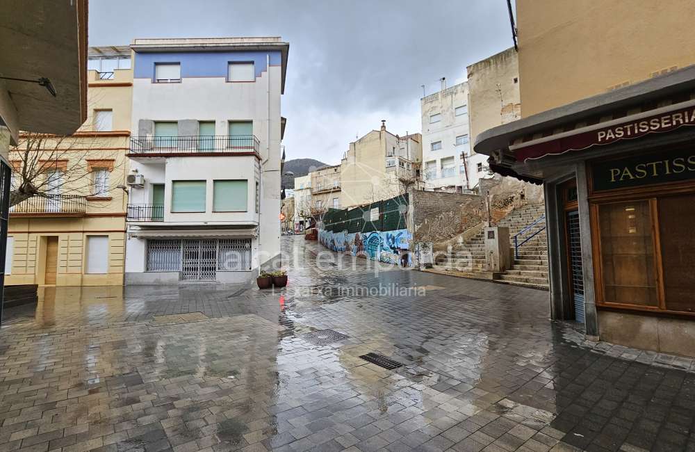 Sòl urbà al centre de la vila8