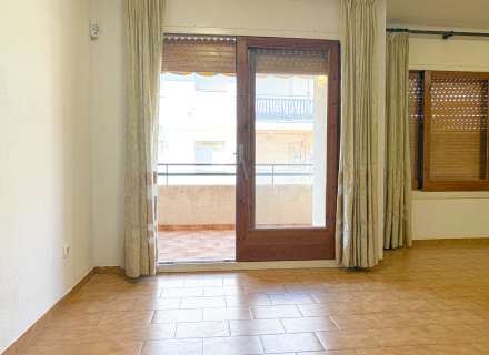 Apartment for Sale in Roses42