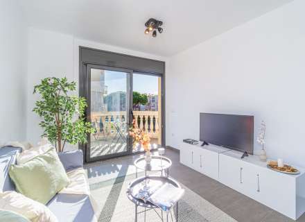 Modern apartment with communal swimming pool and parking space.23