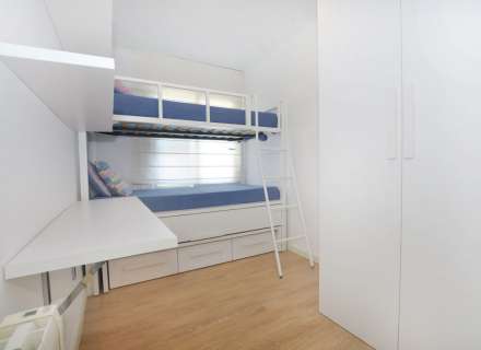 BAIXADA DE PREU! Impressionant apartament amb vistes panoràmiques al mar, reformat, aparcament inclòs. Una visita obligada!13