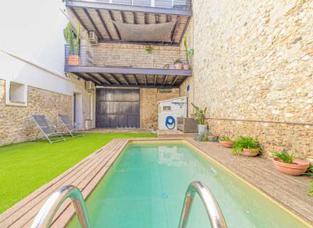 Busques un pis en planta baixa a Sant Pere Pescador on combinar comoditat, llum i qualitat de vida?25