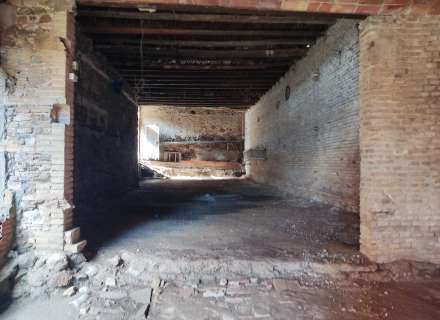 Entrepôt résidentiel urbain à Vilanova de la Muga.2