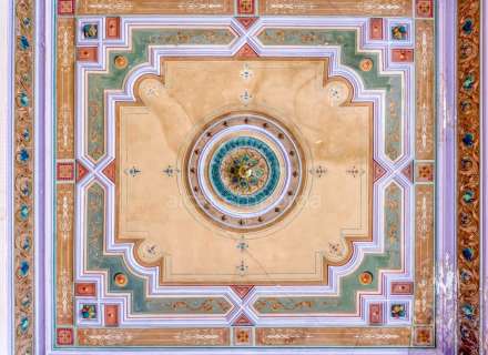 Building ideal for a small hotel, shopping center, or apartment building. Figueres Center. We have a summary of the current plan (PGOU).6