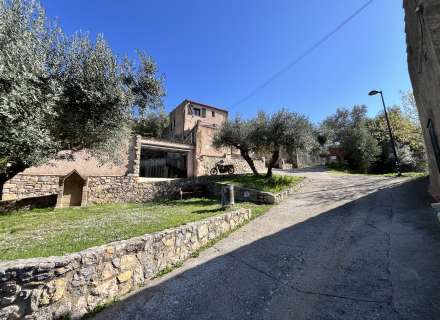 Charmante maison à Biure.0