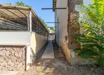 Maison/villa individuelle de style rustique, située à Bon Relax, à Sant Pere Pescador, à 1 km de la mer.40