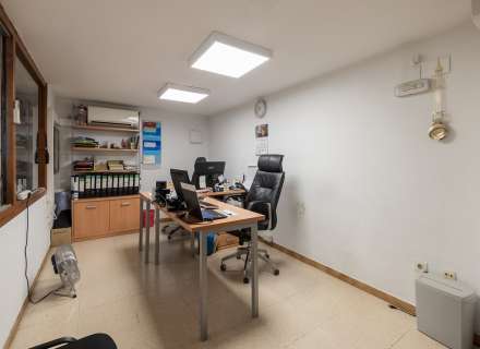 Shop for sale, Calle Nou - Figueres22