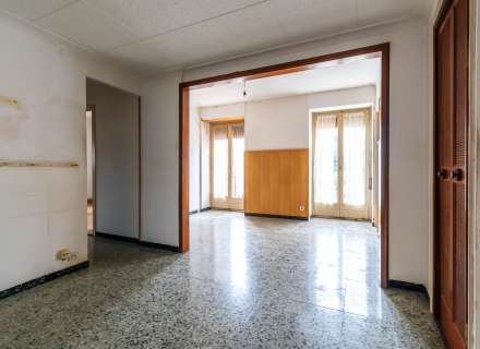 Venda d'EDIFICI COMPLET al centre de LA JONQUERA.17