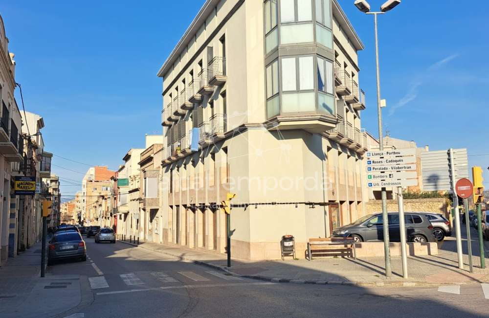 Local à vendre à Eixample-Horta Capallera3