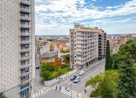 Terrain à vendre de 223 m² au centre de Figueres0