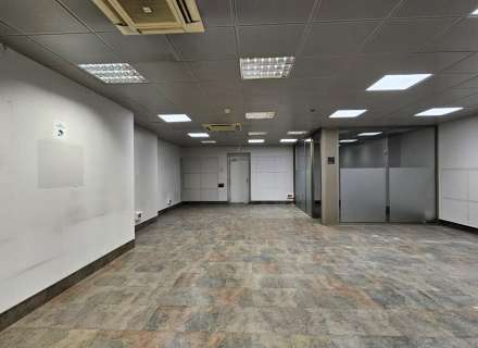 Edificio en centro ciudad de 496m2 en 3 plantas c/. Nou de Figueres38