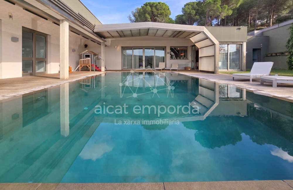 Casa de alto standing en La Jonquera: lujo entre montañas con piscina privada climatizada y vistas espectaculares66