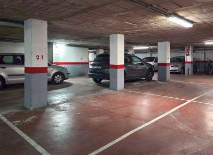 Oportunidad plaza de aparcamiento en venta en el centro de Figueres1