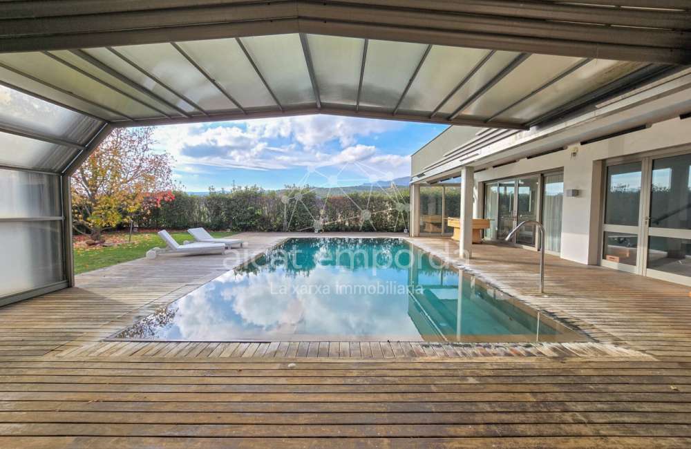 Casa de alto standing en La Jonquera: lujo entre montañas con piscina privada climatizada y vistas espectaculares63