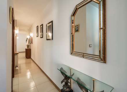 ¡Vive con amplitud y comodidad en el centro de Figueres!4