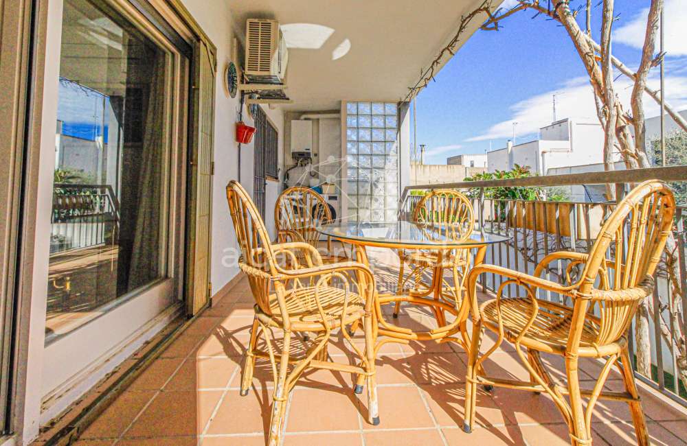 ¿Buscas una casa en Figueres con dos viviendas independientes?14