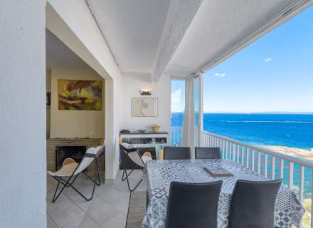 Desperta cada dia al costat del Mediterrani – Apartament amb piscina, pàrquing i vistes al mar al Far de Roses3