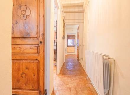 Busques una autèntica casa d’estil rústic en ple casc antic de Castelló d’Empúries?19