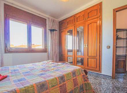 Casa cantonera amb gran terrassa i garatge a Cabanes32