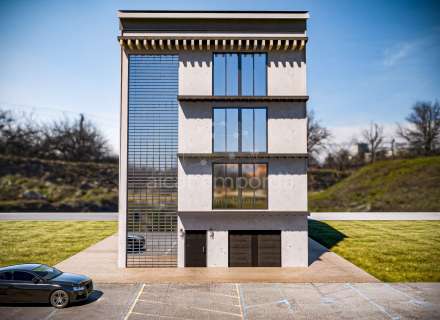 Oferta especial constructors! Edifici de 4 apartaments amb plànols d'edificació.0