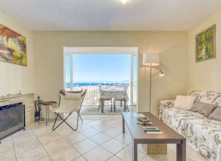 Desperta cada dia al costat del Mediterrani – Apartament amb piscina, pàrquing i vistes al mar al Far de Roses11