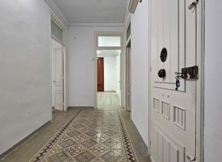 Edificio en centro ciudad de 496m2 en 3 plantas c/. Nou de Figueres2