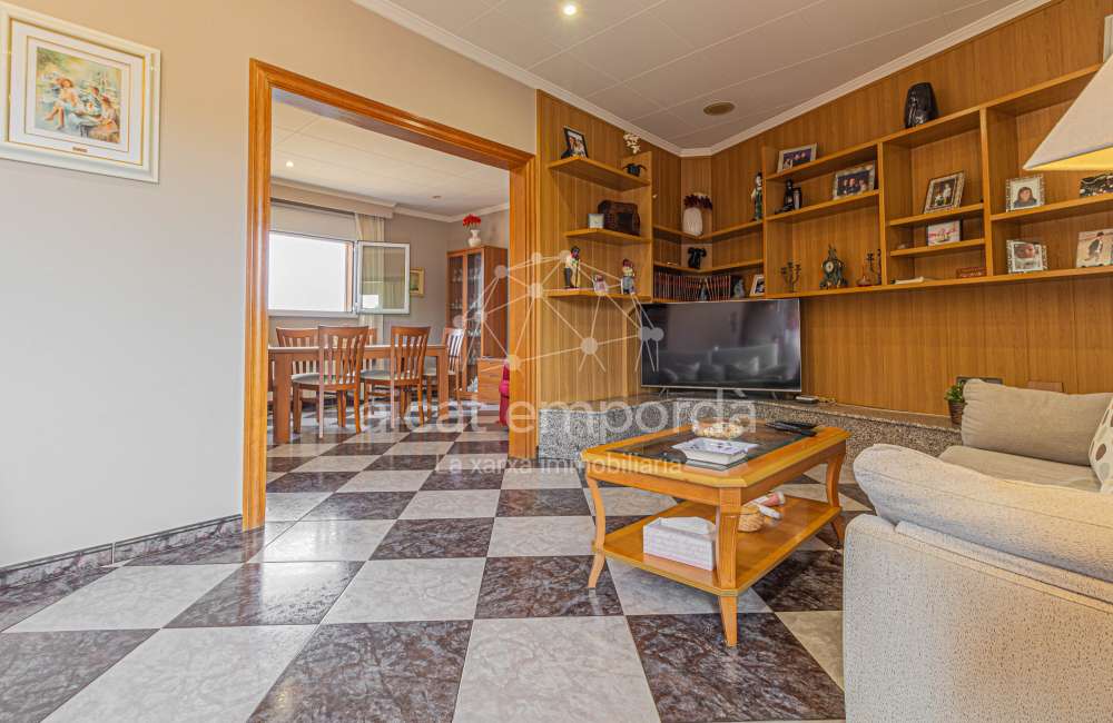 Duplex situado en la zona de Horta Capallera de Figueres1