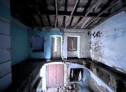 Casa a reformar a La Jonquera.12