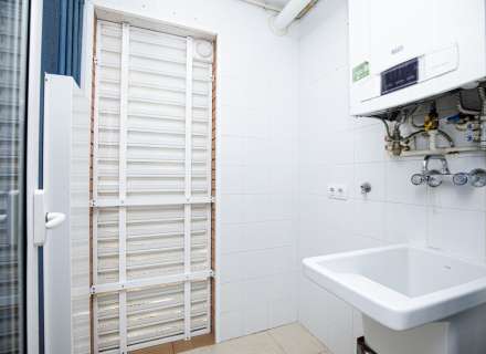 Piso en planta baja de 3 dormitorios y 2 baños en zona cendrassos16