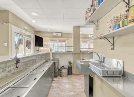 Bar-Restaurant en venda a San Pere Pescador10