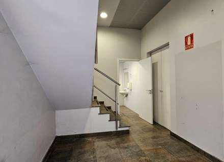 Edificio en centro ciudad de 496m2 en 3 plantas c/. Nou de Figueres43