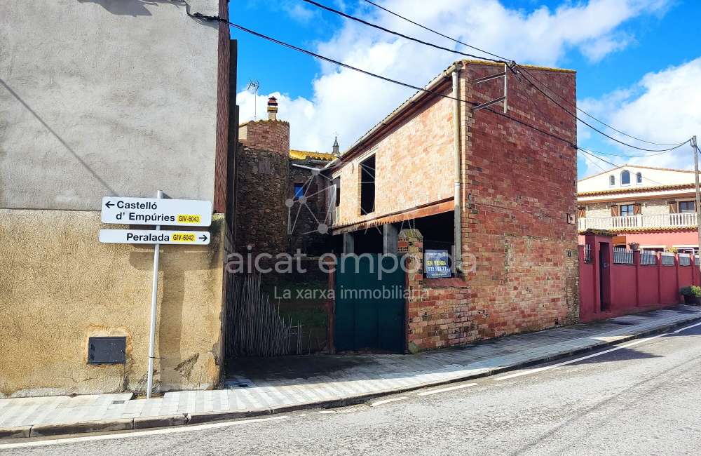 Entrepôt résidentiel urbain à Vilanova de la Muga.17